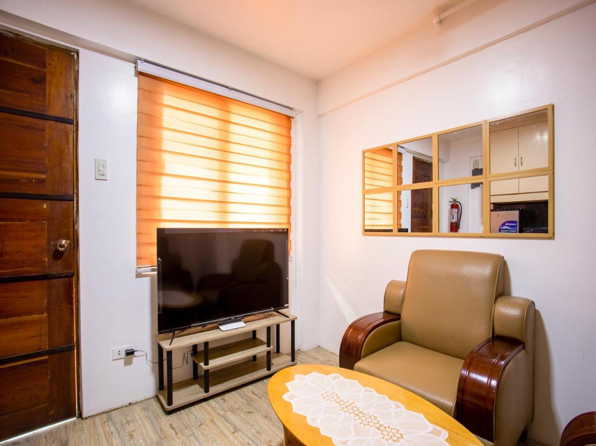 Capital O 806 Pattaui Residences Taguig Exterior foto